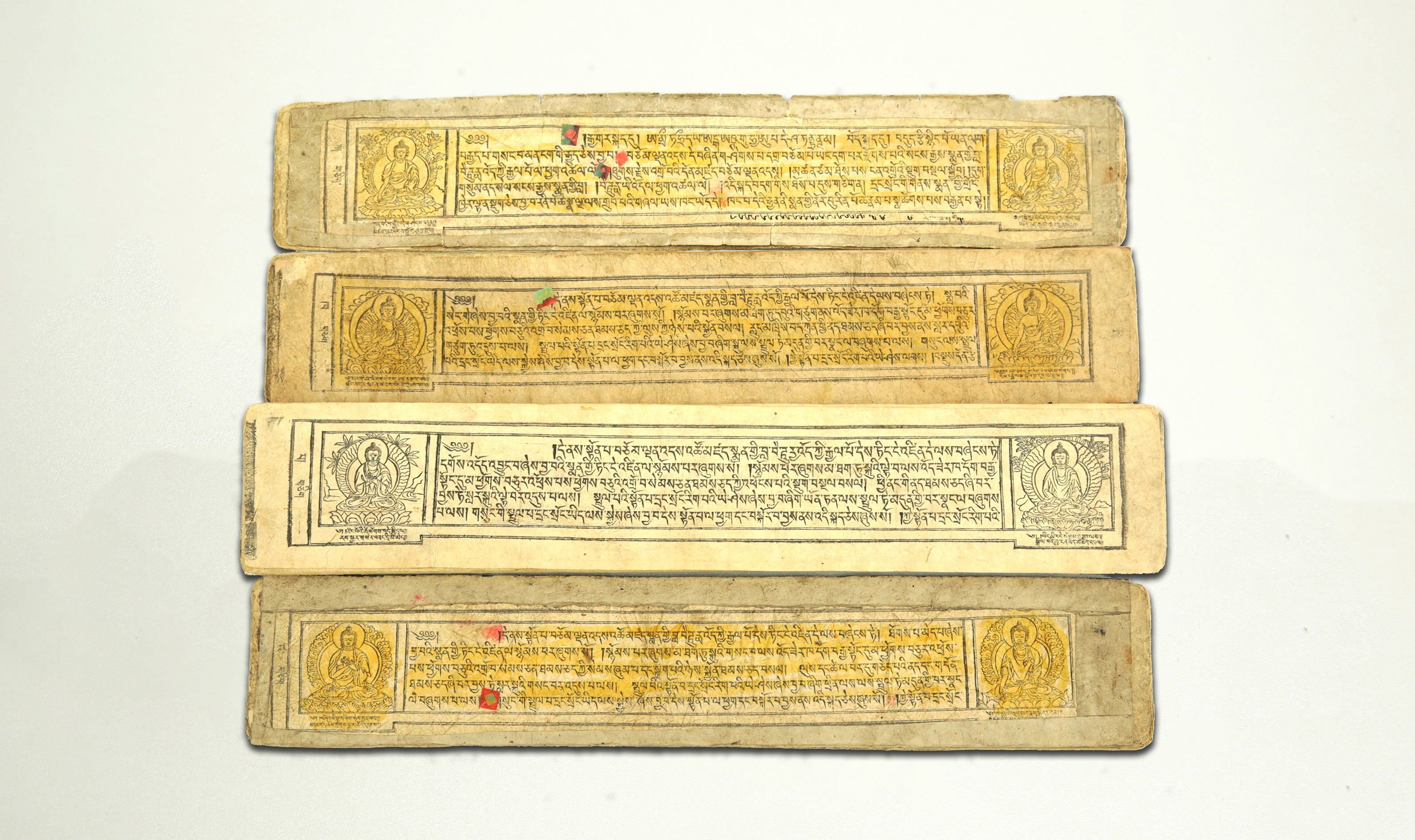 Illustrations of Gadan Phuntsok Ling version of the Four Treatises